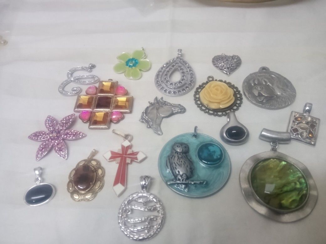 Pendant Lot 