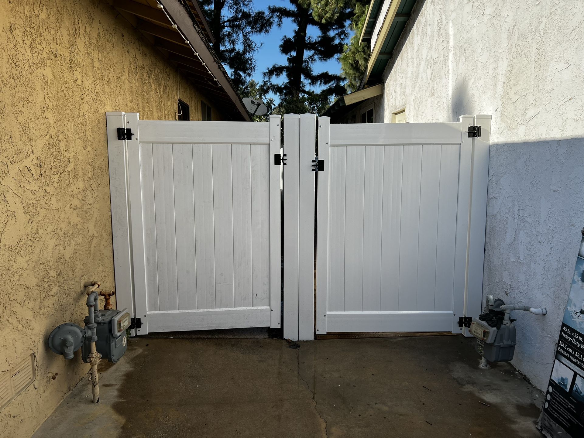Vinyl Fence $38 