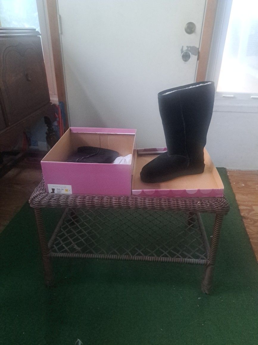 Womens Boots