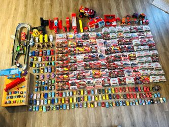 Disney Pixar  Cars bundle  lot 0517
