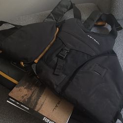 Astral Ringo PFD / Life Jacket – Black – Kayak / Paddle