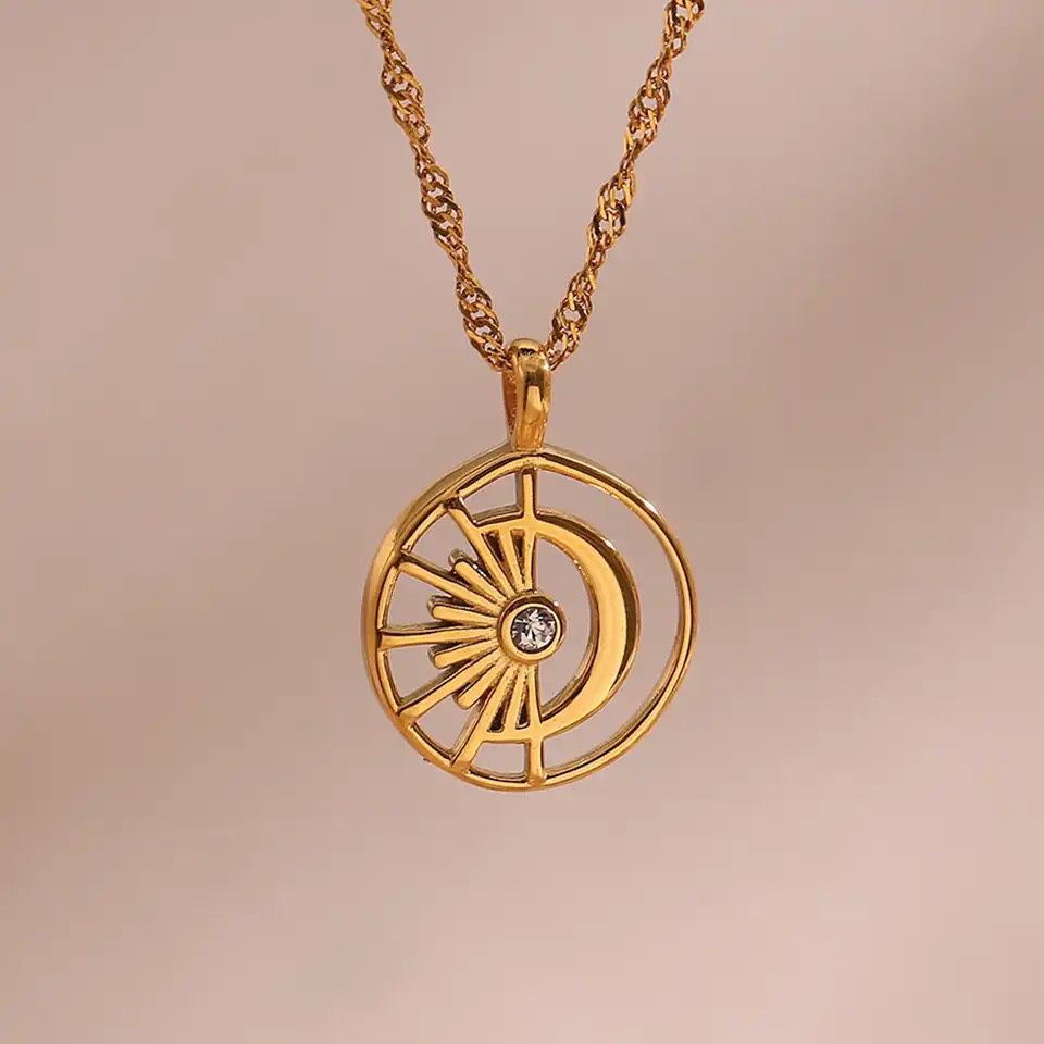 Iamdoyleyboutique: Waterproof Gold Plated Stainless Steel Necklaces For Woman:40cm+50cm extension