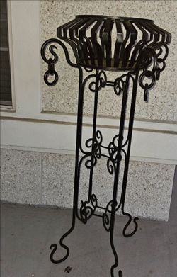 Plant stand wrought iron