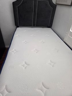 Twin bed with mattress