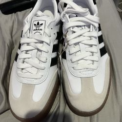 ADOR W SAMBAE-WH/WH/BK Size 10
