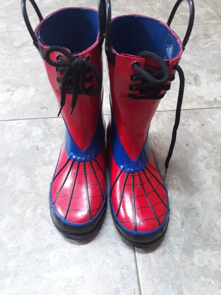 Exclusive Spiderman rain boots