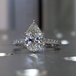 Engagement Ring (NEW - NOT WORN)
