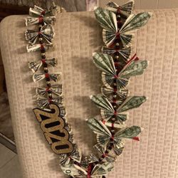 Graduation Money Lei 