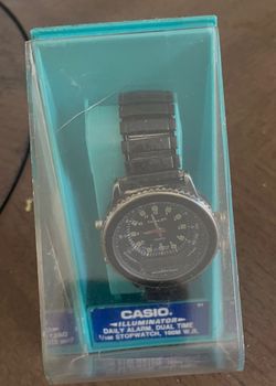 CASIO ILLUMINATOR DUAL TIME NOS