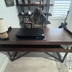 Office furniture set