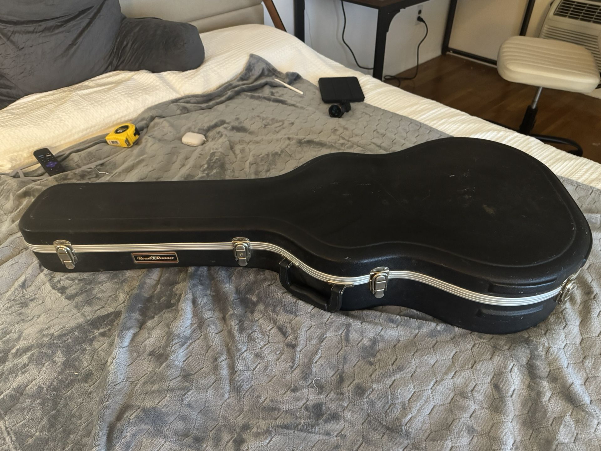 Road Runner Guitar Hard case