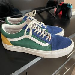 Vans (M 8.5 / W 10)