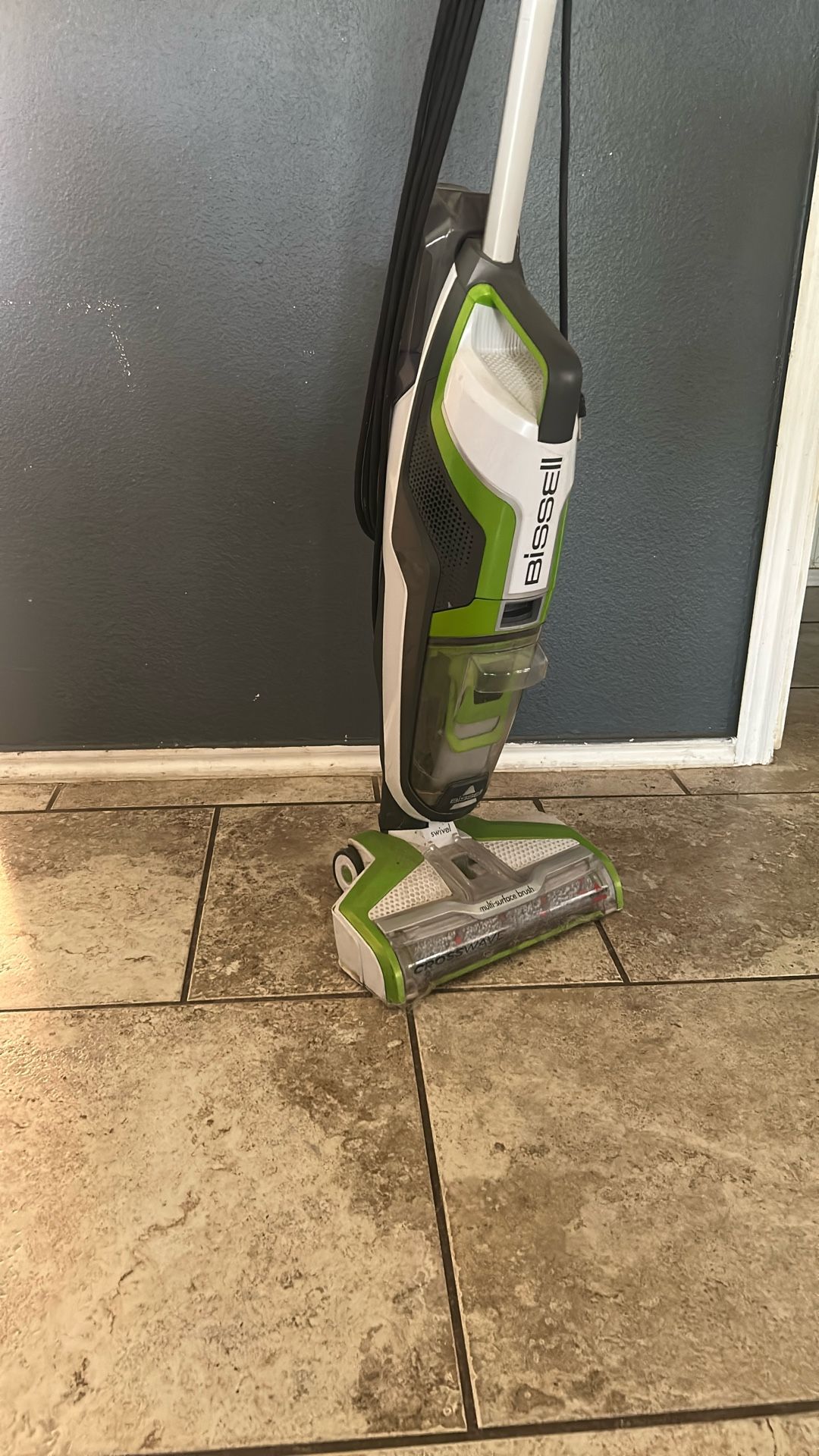 Bissell Vacuum/mop Combo