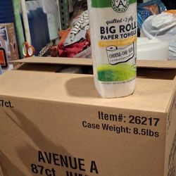 Paper Towels 30 Rolls Per Box 