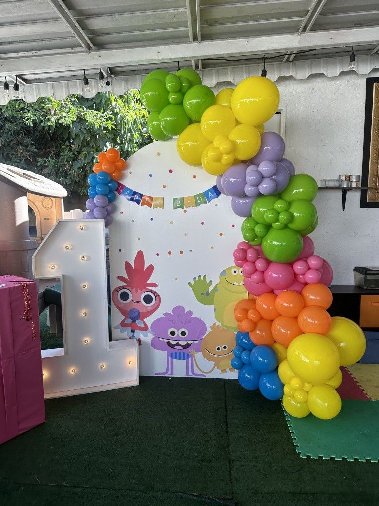 Balloon Garland