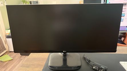 LG 29" Ultrawide Monitor (29UM58-P) - Great for Multitasking