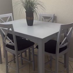 Table 4 Chairs 