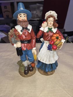 A Pair Of Thanksgiving Figurines Both For $20