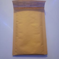 150 CT. Self-sealing Padded Bubble Mailers (5x7)