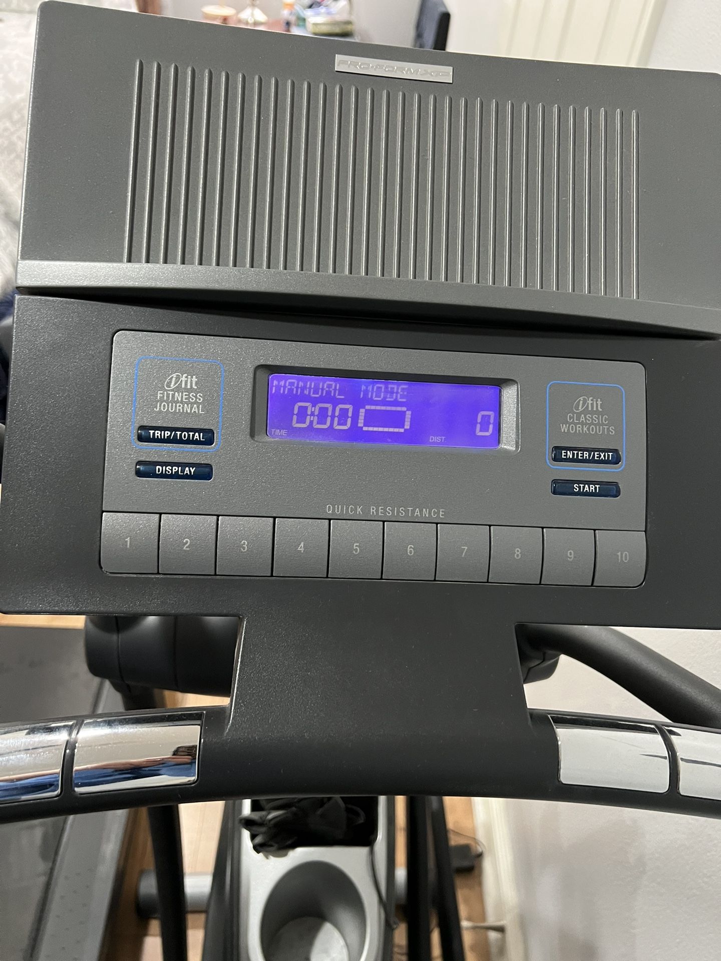 Elliptical/ Pro Form Xp600