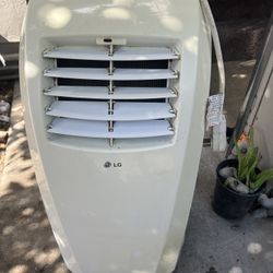 LG Air Conditioner 