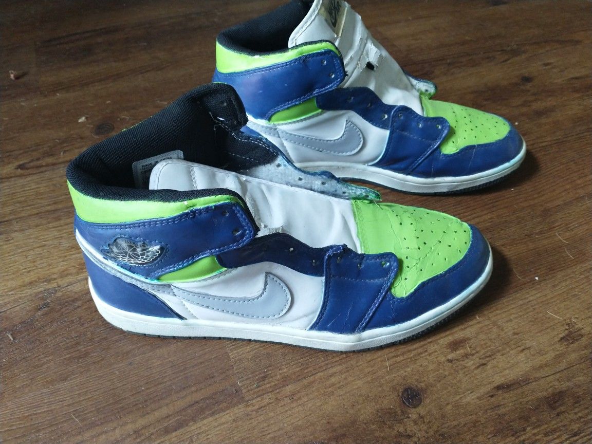 Seahawk Air Jordans size 13
