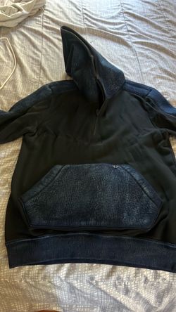 True religion, small men’s sweater