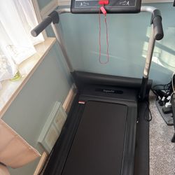 Small Treadmill/walking Pad With Mat