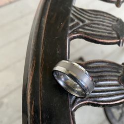 Mens Ring-Wedding Band Size 10