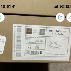 Burberry 