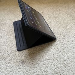 New iPad Pro 13"  M4 Chip  $750 Cash