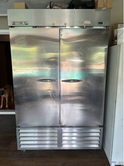 Beverage Air 2-door commercial Refrigerator