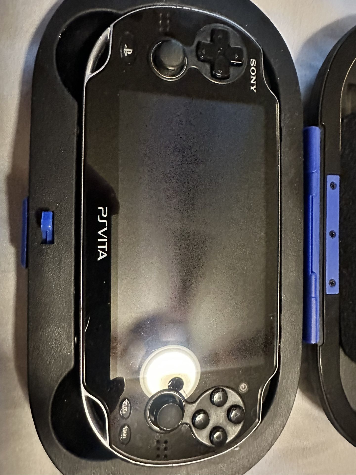 Modded Ps Vita 1001 With 32gb Sd2vita Card