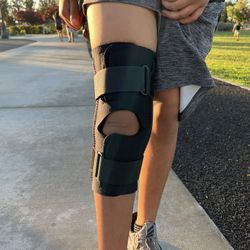 Knee Brace