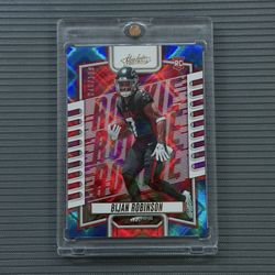 Bijan Robinson Rookie Red/Blue Spectrum /199