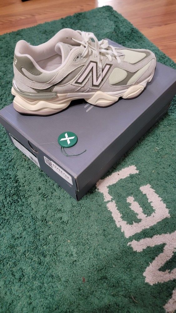 New Balance 9060 Olivine