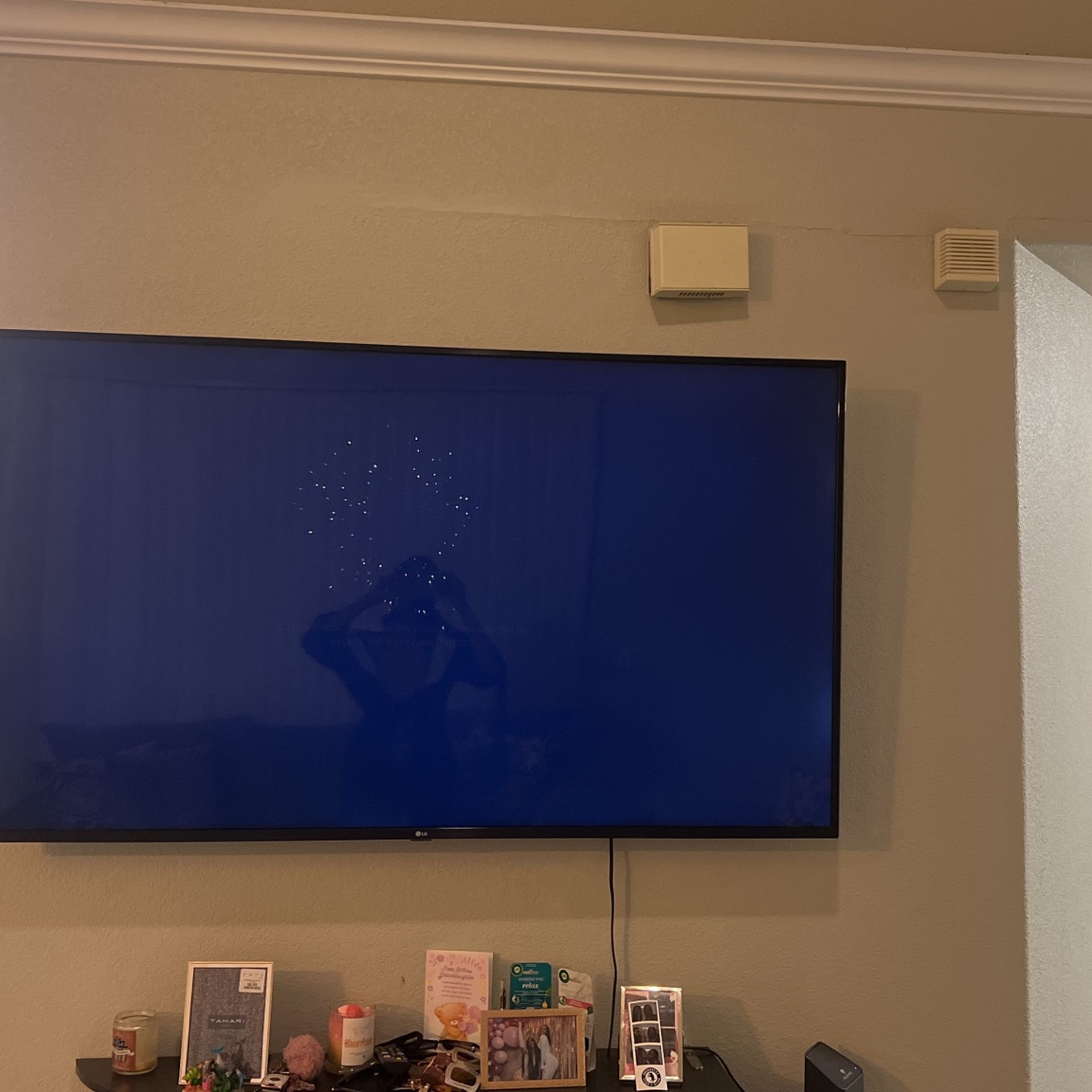 75’ Flat Screen Lg Smart Tv With Wall Mount Entertainment Stand for