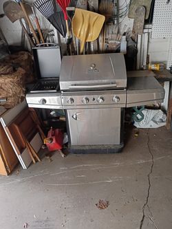Charcoal Broil Four Main Burners One Side Attachment All Reconditioned Hasn't Been Cooked In Yet I Stripped It Down Removed All Grease And Bad Burners
