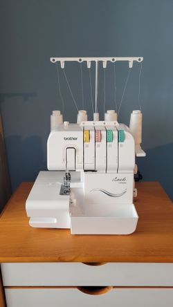Brother 1034D Serger Overlock – Excellent – Miami