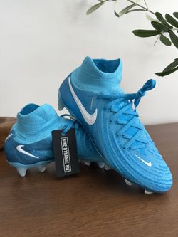 Nike Phantom Luna 2 Pro Firm Ground Cleats size 6