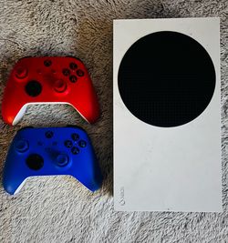 Xbox series S with two controllers and cables