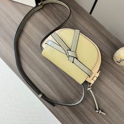 Shoulder Bag 21 X 12.5 X9.5 cm