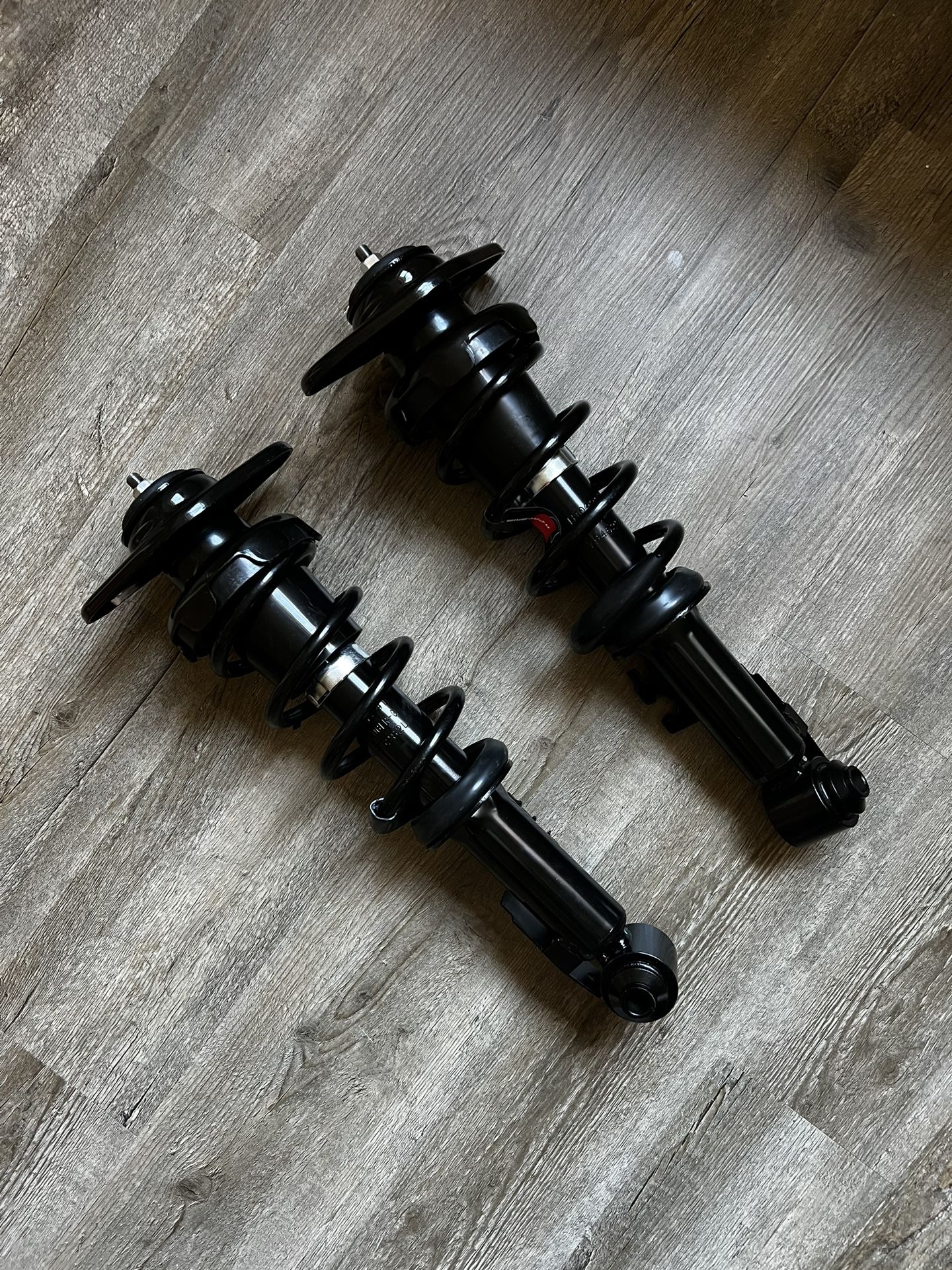Rear Complete Strut & Coil Spring Assembly for Mini Cooper Convertible 2009-2015, Cooper Hatchback 2007-2015