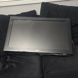 LG 32” TV
