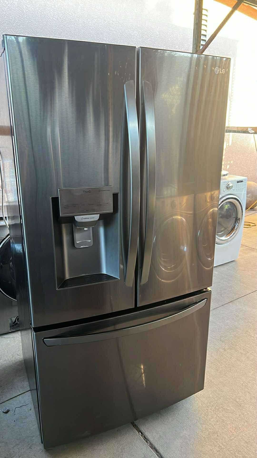Refrigerator French Door