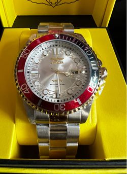 New in Box with tags AUTHENTIC ORIGINAL INVICTA Currentwave Men’s Watch