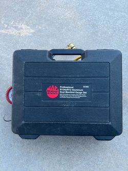Mac Tools AC888 R12/R134a Dual Valve Manifold Gauge Set 72in Hoses