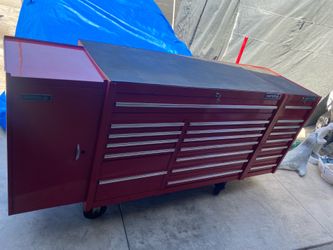 Huge matco roll away tool box with side boxes $2000 takes it all