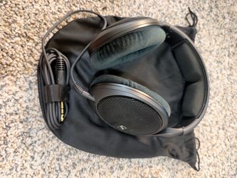 Sennheiser HD 560S Over-Ear Headphones Black 2.5mm/3.5mm Jack
