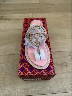 tory burch pink sandals